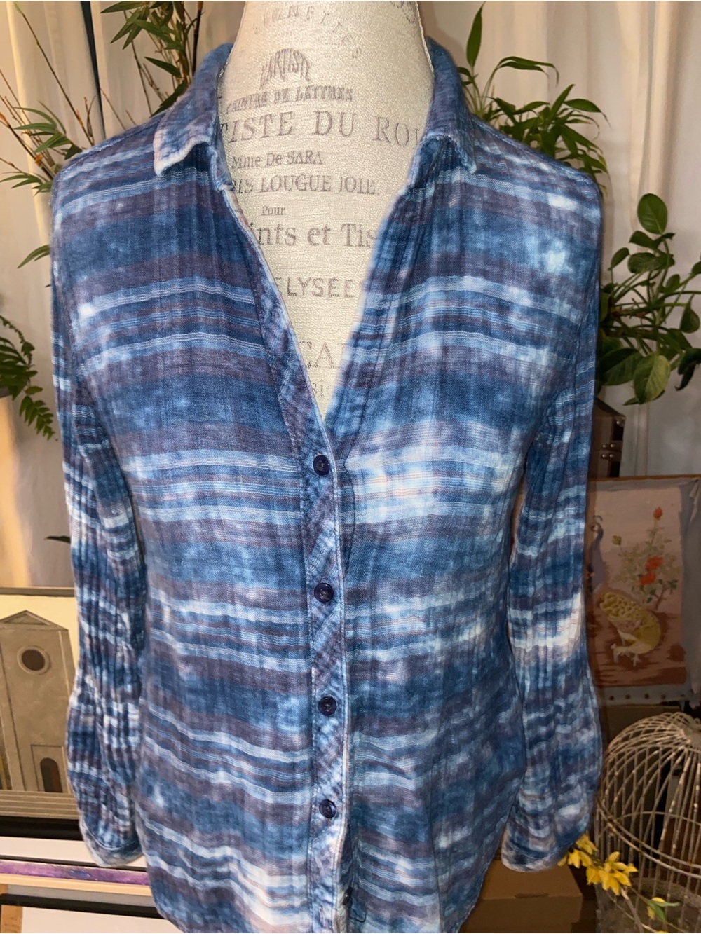 cloth & stone by Anthropologie Blue Tie-Dye Button Down Shirt